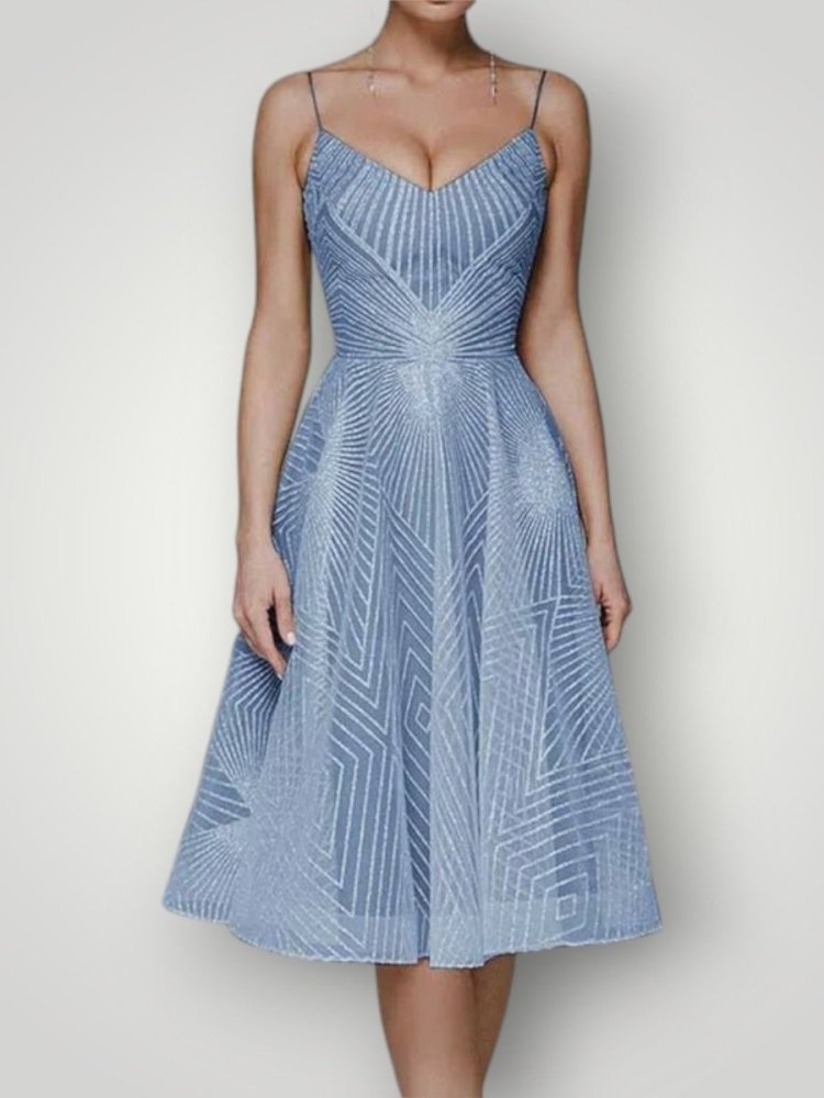 LARA | ÅPEN RYGG ELEGANT KJOLE - ByRiot